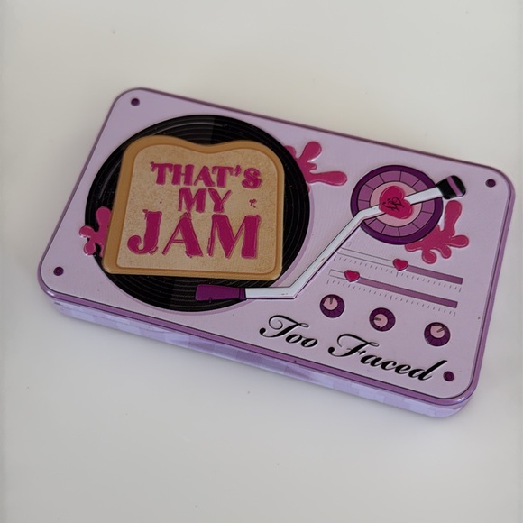 Too Faced Eye Shadow Palette - Picture 11 of 13